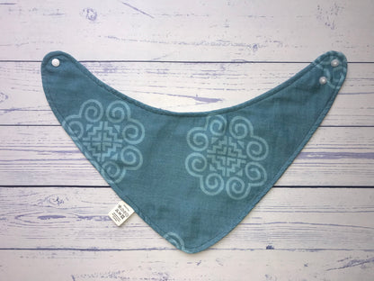 Organic Bandana Bib